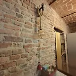 Casa Statuto - Tra Le Mura