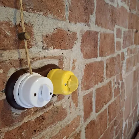 Casa Statuto - Tra Le Mura 阿斯蒂