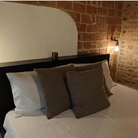 Casa Statuto - Tra Le Mura *